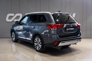 Внедорожник Mitsubishi Outlander 2021 года, 2249000 рублей, Петрозаводск