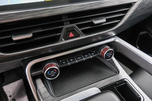 Внедорожник Geely Tugella 2024 года, 3549000 рублей, Красноярск