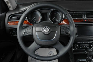 Лифтбек Skoda Superb 2010 года, 989000 рублей, Тюмень