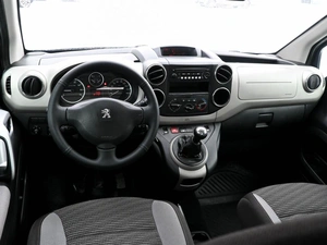 Минивэн Peugeot Partner 2012 года, 749000 рублей, Волгоград