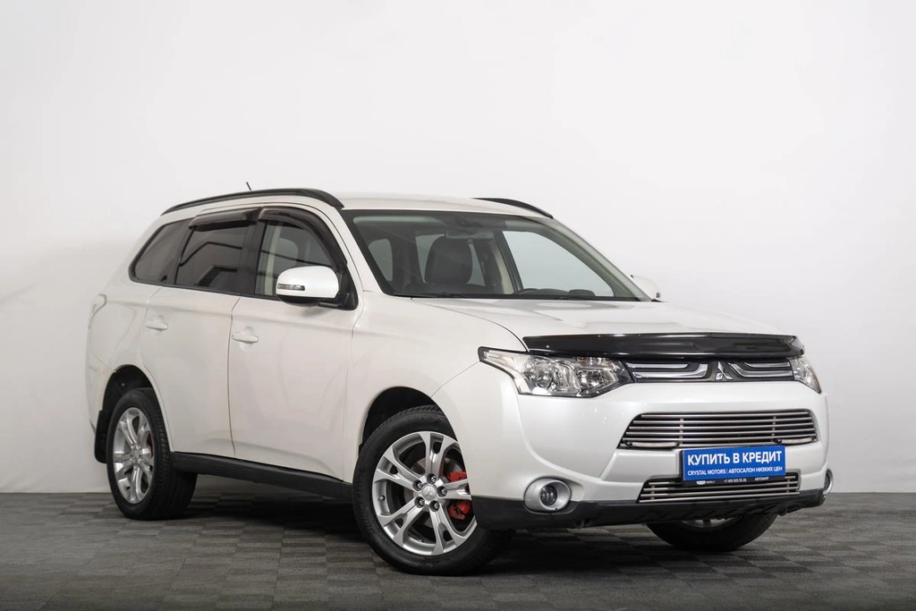 Внедорожник Mitsubishi Outlander 2013 года, 1679000 рублей, Томск