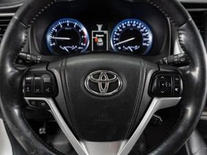 Внедорожник Toyota Highlander 2014 года, 3199000 рублей, Тюмень