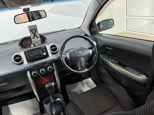 Хетчбэк Toyota Ist 2002 года, 549000 рублей, Красноярск