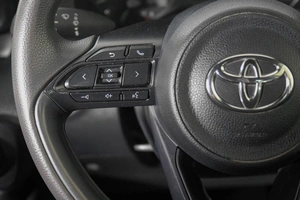 Хетчбэк Toyota Yaris 2021 года, 1439000 рублей, Кемерово