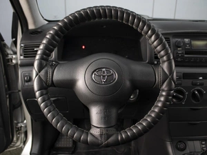 Седан Toyota Corolla 2006 года, 420000 рублей, Омск