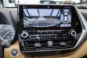 Внедорожник Toyota Highlander 2022 года, 8999000 рублей, Москва