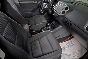 Внедорожник Volkswagen Tiguan 2010 года, 1489000 рублей, Сургут