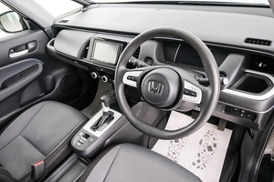 Хетчбэк Honda Fit 2022 года, 1349000 рублей, Красноярск
