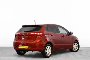 Хетчбэк Kia Rio 2015 года, 999000 рублей, Барнаул