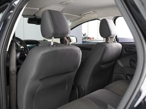 Хетчбэк Ford Focus 2011 года, 610000 рублей, Омск