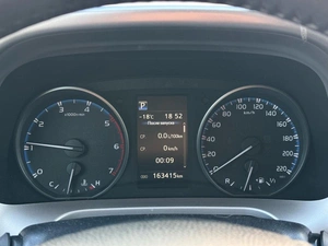 Внедорожник Toyota RAV4 2018 года, 2550000 рублей, Ижевск