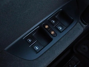 Внедорожник Volkswagen Touareg 2010 года, 1749000 рублей, Нижний Новгород