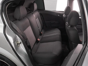 Хетчбэк Opel Astra 2012 года, 649000 рублей, Воронеж