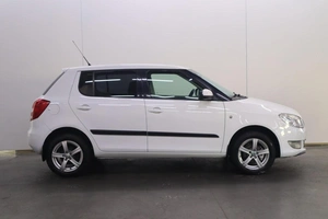 Хэтчбек Skoda Fabia 2011 года, 680000 рублей, Брянск