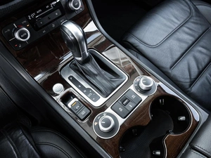 Внедорожник Volkswagen Touareg 2015 года, 3560000 рублей, Ставрополь