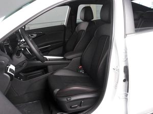 Седан Hyundai Lafesta 2025 года, 2998000 рублей, Красный Пахарь