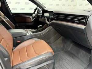 Внедорожник Volkswagen Touareg 2021 года, 6344000 рублей, Красноярск
