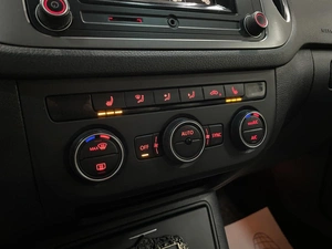 Внедорожник Volkswagen Tiguan 2016 года, 997000 рублей, Солонцы