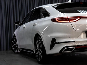 Универсал Kia ProCeed 2021 года, 1899000 рублей, Тюмень