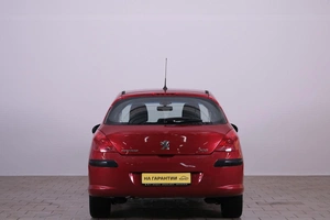 Хетчбэк Peugeot 308 2010 года, 589000 рублей, Омск