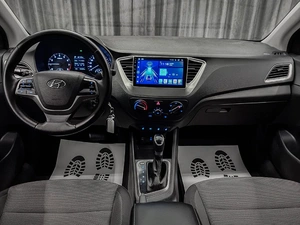 Седан Hyundai Solaris 2018 года, 1199000 рублей, Красноярск
