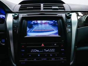 Седан Toyota Camry 2014 года, 2010000 рублей, Красноярск