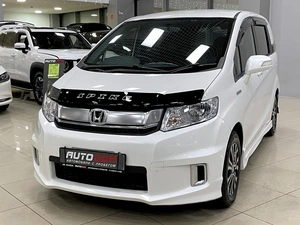 Минивэн Honda Freed 2015 года, 1267000 рублей, Солонцы