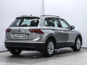 Внедорожник Volkswagen Tiguan 2020 года, 3000000 рублей, Красноярск