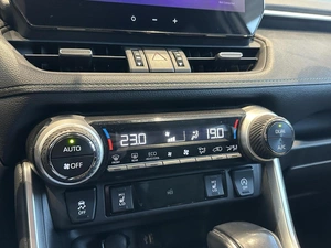 Внедорожник Toyota RAV4 2024 года, 3790000 рублей, Уфа