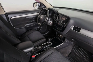 Внедорожник Mitsubishi Outlander 2017 года, 1799000 рублей, Пермь