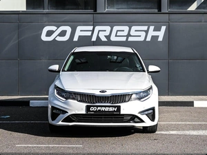 Седан Kia Optima 2019 года, 1749000 рублей, Кирилловка