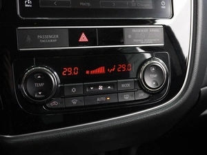 Внедорожник Mitsubishi Outlander 2019 года, 2649000 рублей, Воронеж