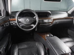 Седан Mercedes-benz S-класс 2010 года, 1669000 рублей, Красный Пахарь