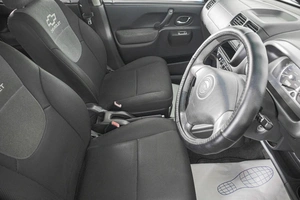 Хетчбэк Chevrolet Cruze 2001 года, 409000 рублей, Кемерово