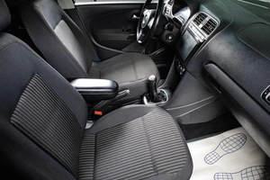 Седан Volkswagen Polo 2011 года, 549000 рублей, Сургут