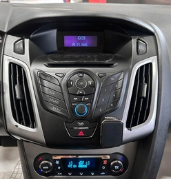Хетчбэк Ford Focus 2011 года, 730000 рублей, Красноярск