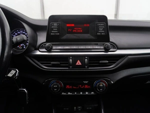 Седан Kia Cerato 2018 года, 1980000 рублей, Тверь