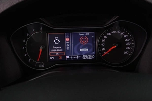 Седан Ford Mondeo 2011 года, 899000 рублей, Воронеж