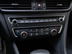 Седан Kia Optima 2018 года, 1970000 рублей, Санкт-Петербург