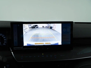 Седан Toyota Camry 2024 года, 4249999 рублей, Москва