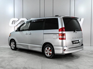 Минивэн Toyota Noah 2001 года, 899000 рублей, Аксай