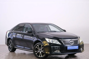 Седан Toyota Camry 2012 года, 1749000 рублей, Омск