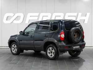 Внедорожник Chevrolet Niva 2019 года, 539000 рублей, Сургут