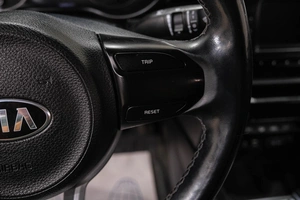 Седан Kia Rio 2019 года, 1369000 рублей, Новокузнецк