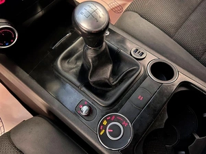 Внедорожник Volkswagen Touareg 2004 года, 799000 рублей, Красноярск