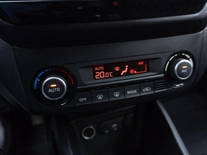 Седан Kia Rio 2015 года, 1149000 рублей, Саратов