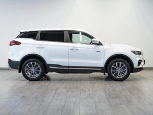 Внедорожник Geely Atlas Pro 2022 года, 2419000 рублей, Саратов