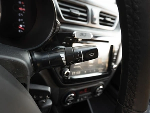 Седан Kia Rio 2012 года, 899000 рублей, Саратов