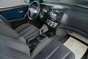 Седан Hyundai Elantra 2010 года, 459000 рублей, Тюмень