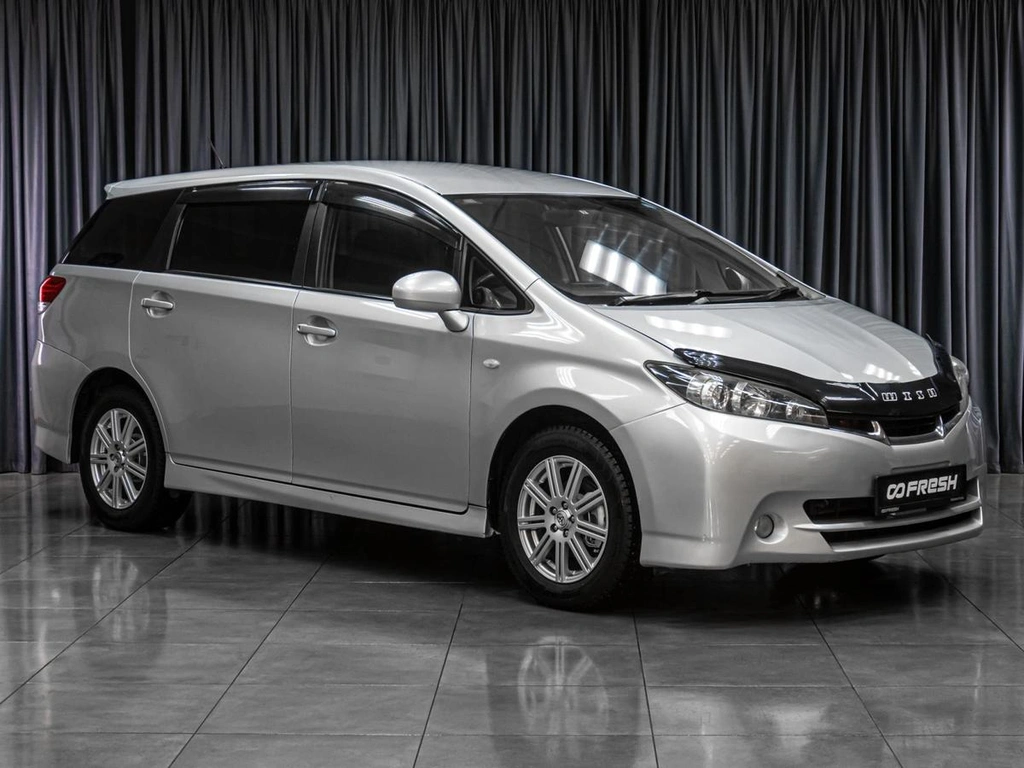 Минивэн Toyota Wish 2010 года, 1179000 рублей, Тюмень